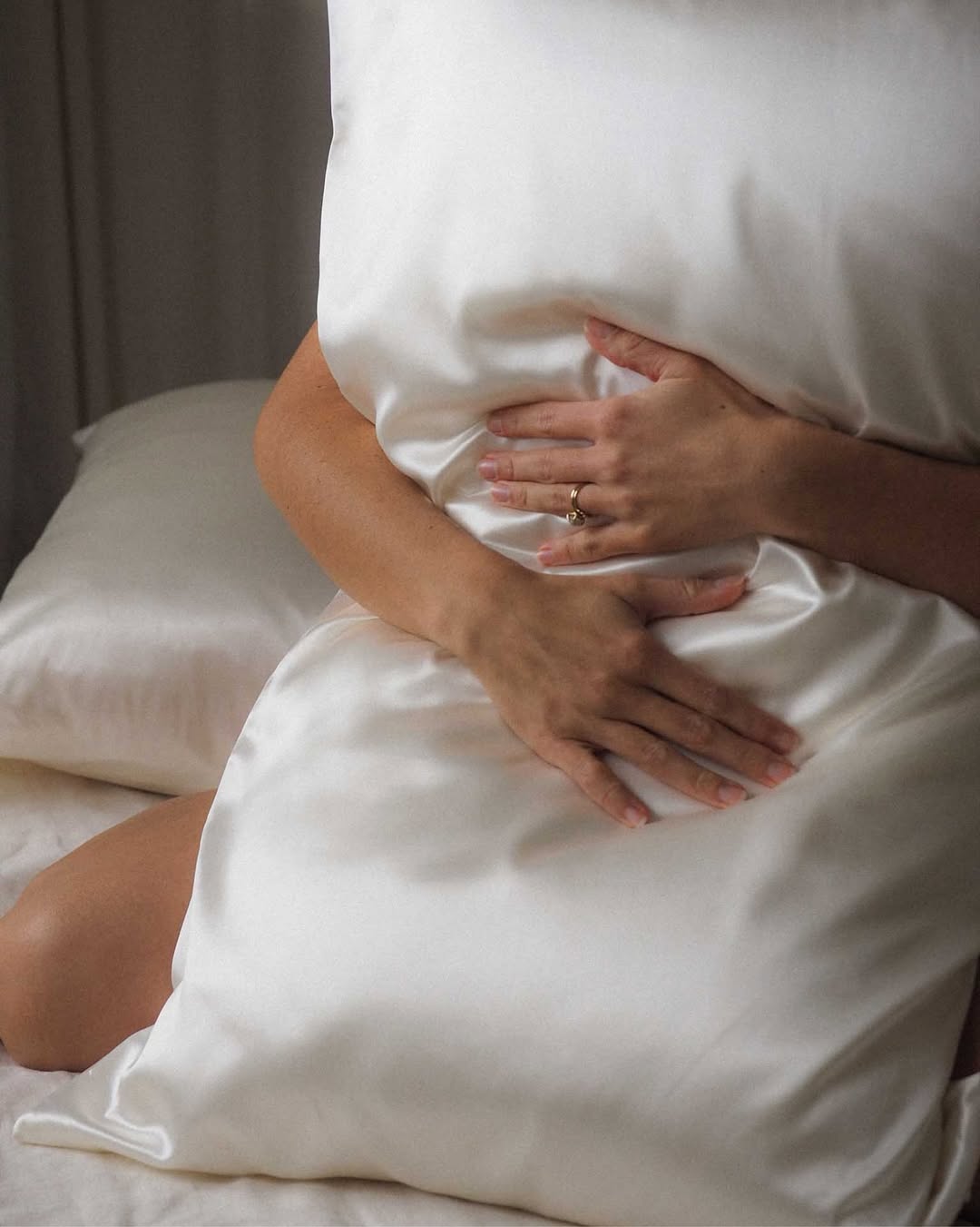 Silk Pillowcase 80%Silk, Imported For Preventing Sleep Creases And Keeping Your Skin Smooth And Youthful.