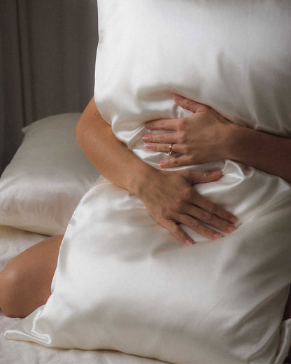 Silk Pillowcase 80%Silk, Imported For Preventing Sleep Creases And Keeping Your Skin Smooth And Youthful.